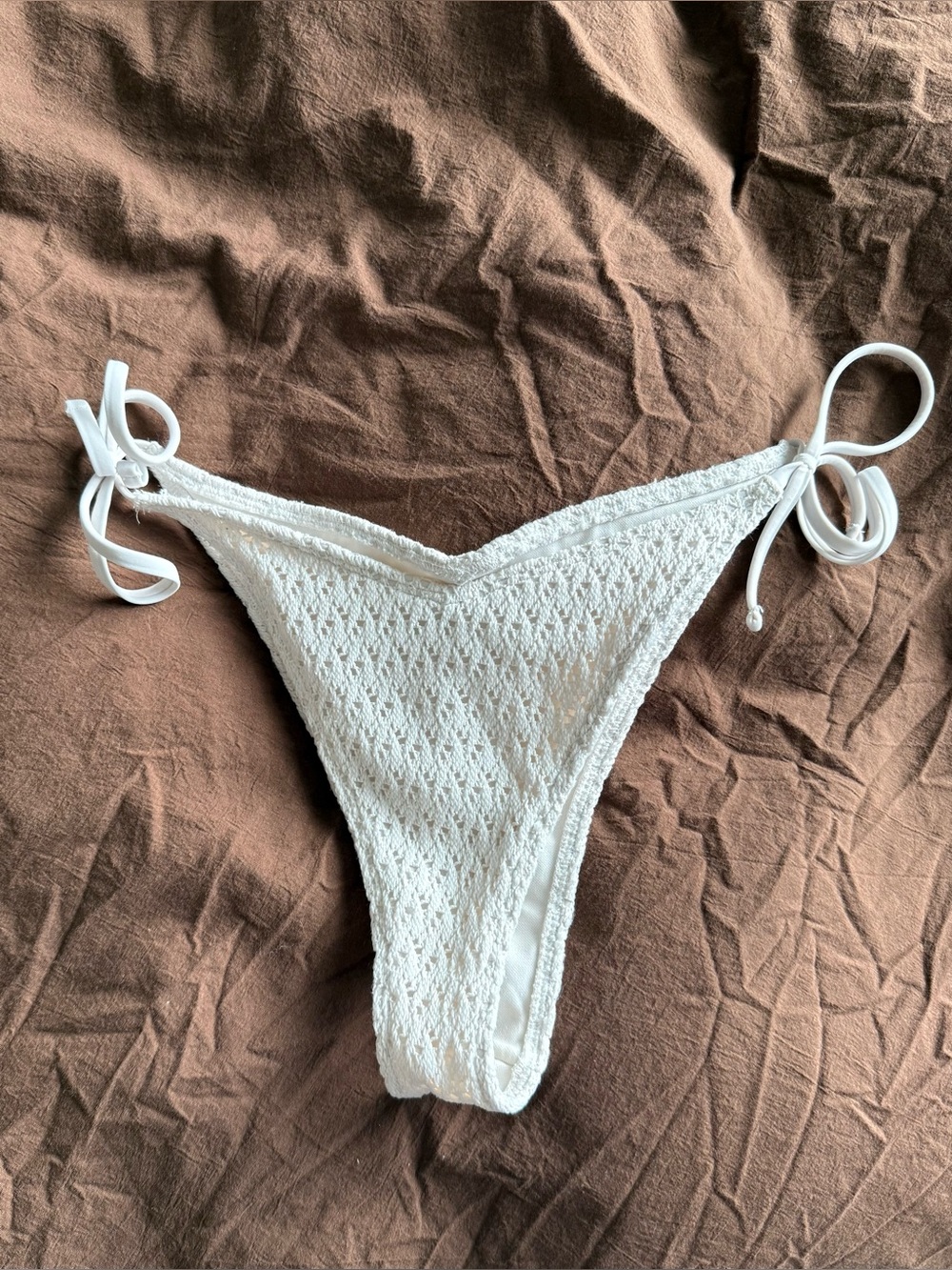 Hollister White Crochet Cheeky Side Tie Bikini Bottoms Women’s Size Medium